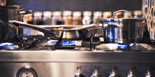 Gas cookers releases nitrogen-dioxide (NO₂)